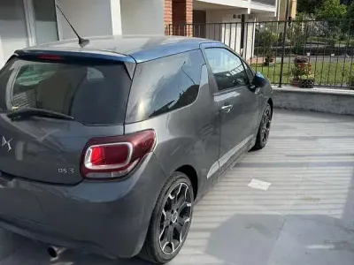 Usata Citroën DS3 So Chic 82 CV (60 kW) 2015 Berlina