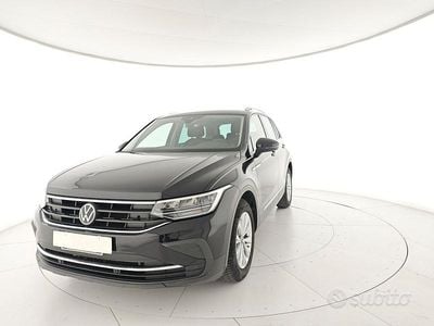 Usata VW Tiguan Life 150 CV (110 kW) 2023 Nero SUV