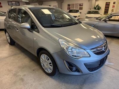 Usata Opel Corsa Cosmo 95 CV (69 kW) 2011 Grigio Berlina