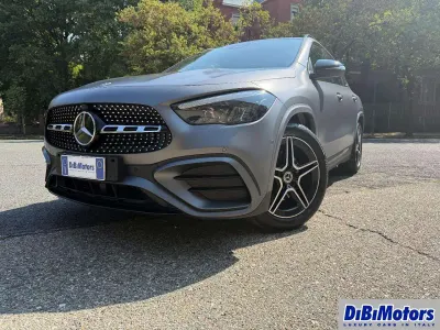 Usata Mercedes GLA180 AMG line 136 CV (100 kW) 2023 Grigio grafite magno SUV