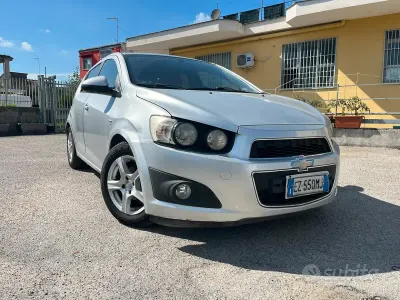 Usata Chevrolet Aveo 86 CV (63 kW) 2015 Grigio Berlina