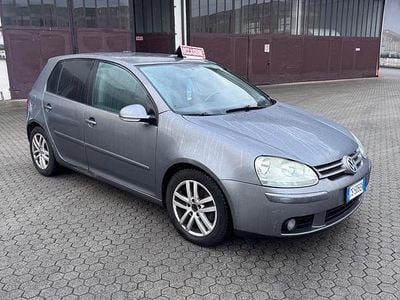 Usata VW Golf IV Sportline 140 CV (102 kW) 2004 Grigio Berlina