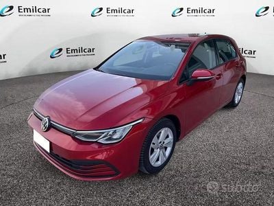 Usata VW Golf VIII Life 131 CV (96 kW) 2021 Rosso Berlina