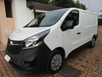 Usata Opel Vivaro-e Combi 121 CV (88 kW) 2019 Bianco Monovolume