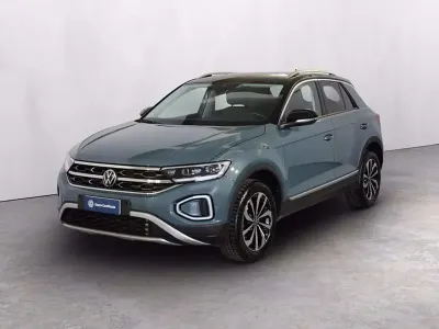 Usata VW T-Roc Style 150 CV (110 kW) 2023 Z3 petroleum blue metallizzato SUV