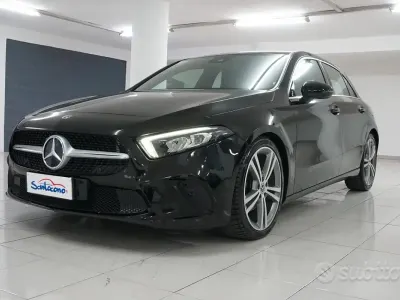 Occasion Mercedes A180 116 ch (85 kW) 2019 Noir Berline