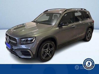 Grigio scuro metallizzato Usata 2024 Mercedes GLB200 Advanced Plus SUV | 41.300 € (Buon prezzo)