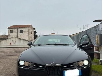 Nero Usata 2006 Alfa Romeo 159 Station wagon | 2500 € (Buon prezzo)