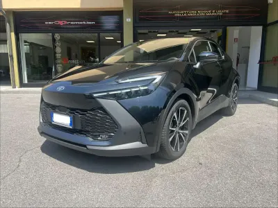 Usata Toyota C-HR Active 98 CV (72 kW) 2025 Nero SUV