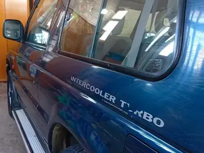 Usata Mitsubishi Pajero 84 CV (61 kW) 1995 Bluazzurro SUV