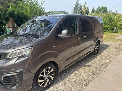 Usata Peugeot Traveller 181 CV (133 kW) 2018 Grigio Monovolume