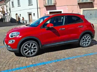 Usata Fiat 500X 140 CV (102 kW) 2015 Rosso SUV