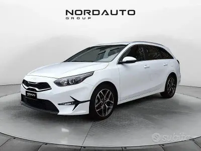 Usata Kia Ceed Sportswagon 136 CV (100 kW) 2022 Bianco Station wagon