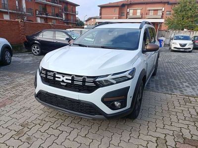 Usata Dacia Jogger Expression 101 CV (74 kW) 2024 Bianco Monovolume