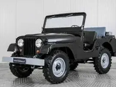 Usata Jeep CJ 76 CV (55 kW) 1969 Nero SUV