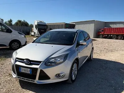Occasion Ford Focus Titanium 116 ch (85 kW) 2014 Gris Berline