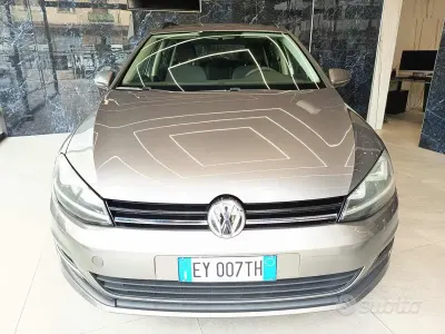 Usata VW Golf VII Business 110 CV (80 kW) 2015 Grigio Station wagon