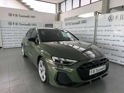 Usata Audi A3 S-Line 150 CV (110 kW) 2025 Verde Berlina