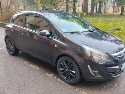 Usata Opel Corsa 2014 Nero Utilitaria