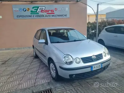 Occasion VW Polo 64 ch (47 kW) 2004 Gris Citadine