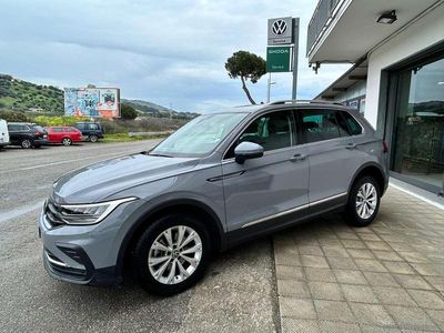 Usata VW Tiguan Life 150 CV (110 kW) 2021 Moonstone grey SUV