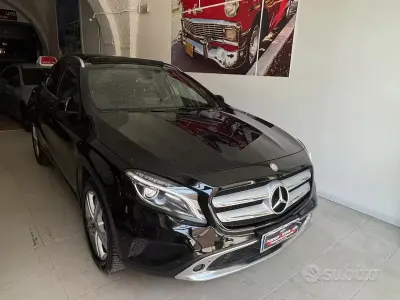 Usata Mercedes GLA200 136 CV (100 kW) 2016 Nero SUV