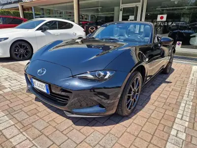 Nuova Mazda MX5 132 CV (97 kW) 2026 Jet black Cabrio