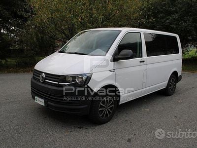 Usata VW Caravelle Trendline 150 CV (110 kW) 2018 Bianco Monovolume