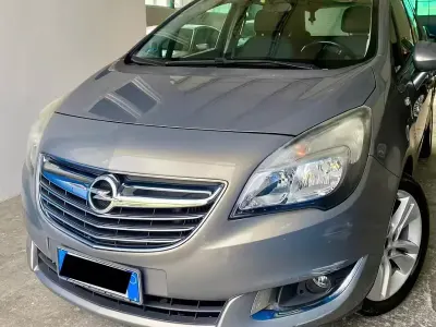 Usata Opel Meriva 120 CV (88 kW) 2016 Monovolume
