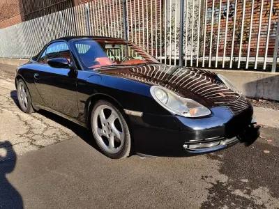 Usata Porsche 911 Carrera Cabriolet 300 CV (220 kW) 2001 Nero Cabrio