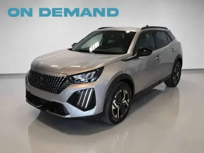Usata Peugeot 2008 Allure 101 CV (74 kW) 2025 Diverse colorazioni SUV