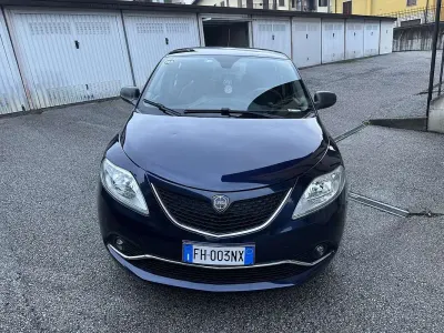 Usata Lancia Ypsilon