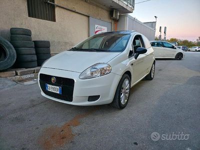 Usata Fiat Grande Punto 2009 Bianco Utilitaria