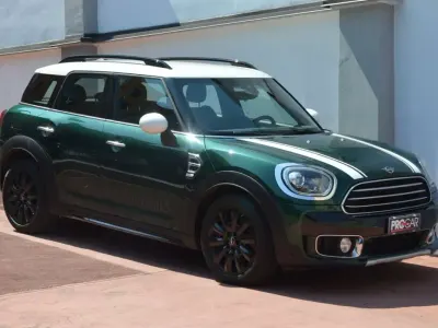 Usata Mini Cooper Countryman 136 CV (100 kW) 2019 Verde SUV