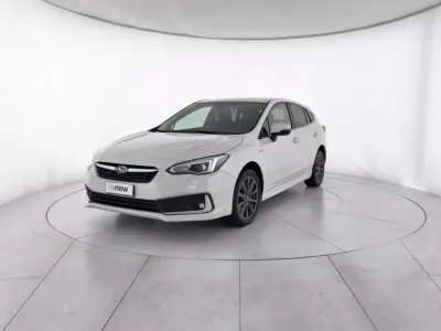 Usata Subaru Impreza Premium 150 CV (110 kW) 2021 Bianco Berlina