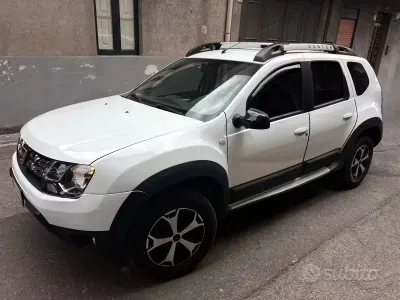 Usata Dacia Duster 114 CV (83 kW) 2017 Bianco SUV