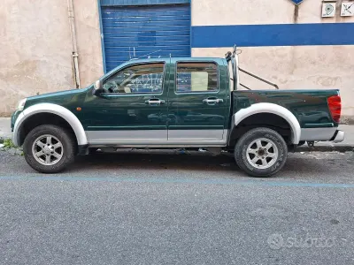 Usata Great Wall Steed 5 143 CV (105 kW) 2012 Verde SUV
