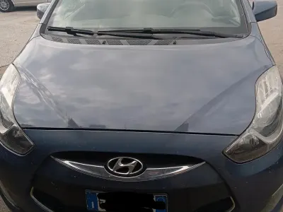 Usata Hyundai ix20 90 CV (66 kW) 2015 Blu Utilitaria