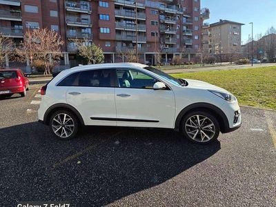 Usata Kia Niro Urban 141 CV (103 kW) 2021 Bianco SUV