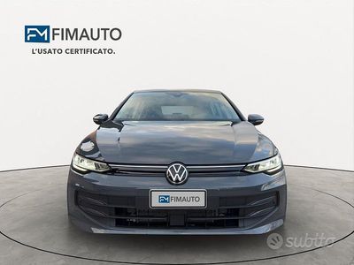 Usata VW Golf VIII Life 115 CV (84 kW) 2025 Grigio Berlina