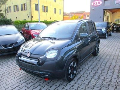 Occasion Fiat Panda Cross Cross 70 ch (51 kW) 2024 Vert Citadine