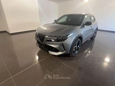 Nuova Alfa Romeo Junior Edizione Speciale 136 CV (100 kW) 2025 Grigio SUV