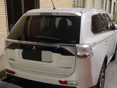 Usata Mitsubishi Outlander Instyle 150 CV (110 kW) 2014 SUV