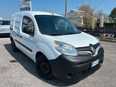 Usata Renault Kangoo 90 CV (66 kW) 2017 Bianco Monovolume