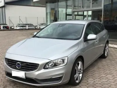 Usata Volvo V60 203 CV (149 kW) 2014 Grigio Station wagon