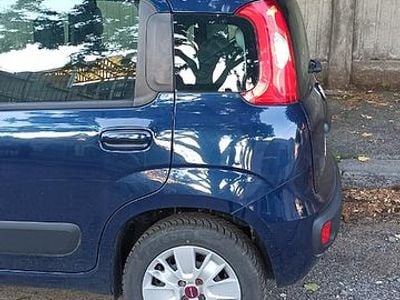 Usata Fiat Panda 69 CV (50 kW) 2018 Blu Utilitaria