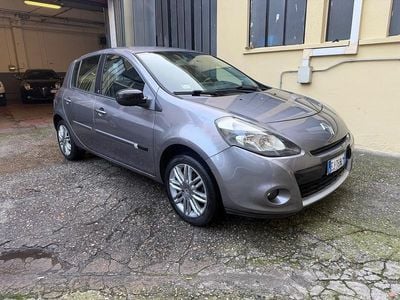 Usata Renault Clio II 75 CV (55 kW) 2011 Other Berlina