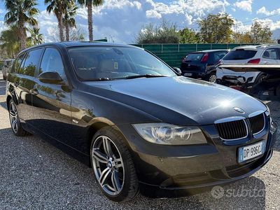 Usata BMW 320 176 CV (129 kW) 2007 Nero Station wagon