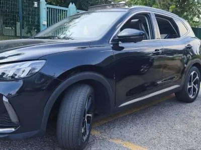 Usata MG HS Luxury 162 CV (119 kW) 2023 Nero SUV