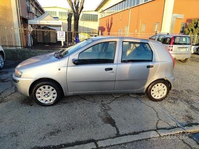Usata Fiat Punto 60 CV (44 kW) 1999 Grigio Utilitaria